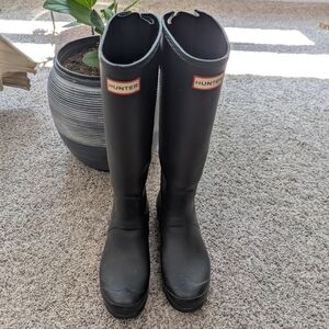 Hunter Black Tall Rain Boots